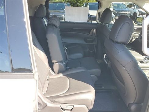 New 2026 Kia Carnival SX w/ SX Dark Edition Package image 12