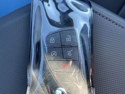 New 2026 Chevrolet Equinox EV LT image 37