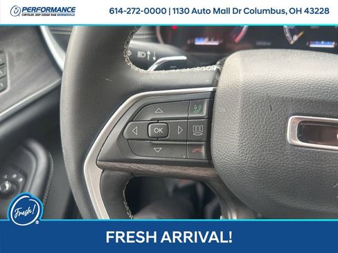 Used 2023 Jeep Grand Cherokee L Limited w/ Luxury Tech Group II image 18
