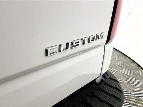 Used 2021 Chevrolet Silverado 1500 Custom image 14