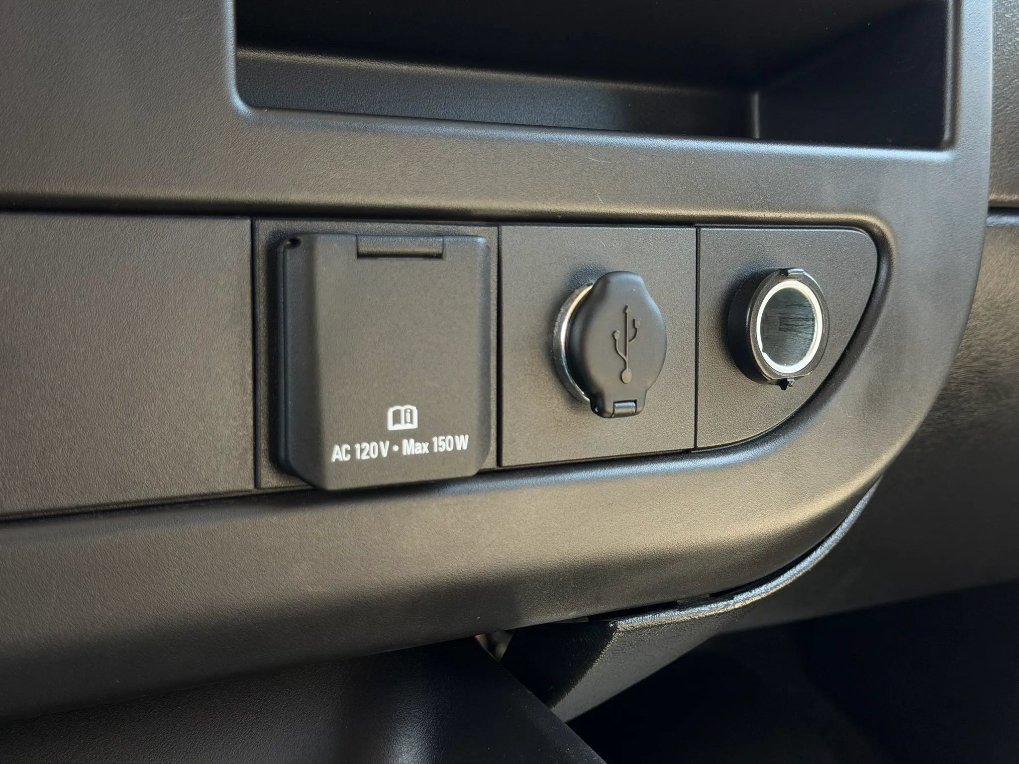 Used 2019 Chevrolet Express 3500 LS RWD image 35