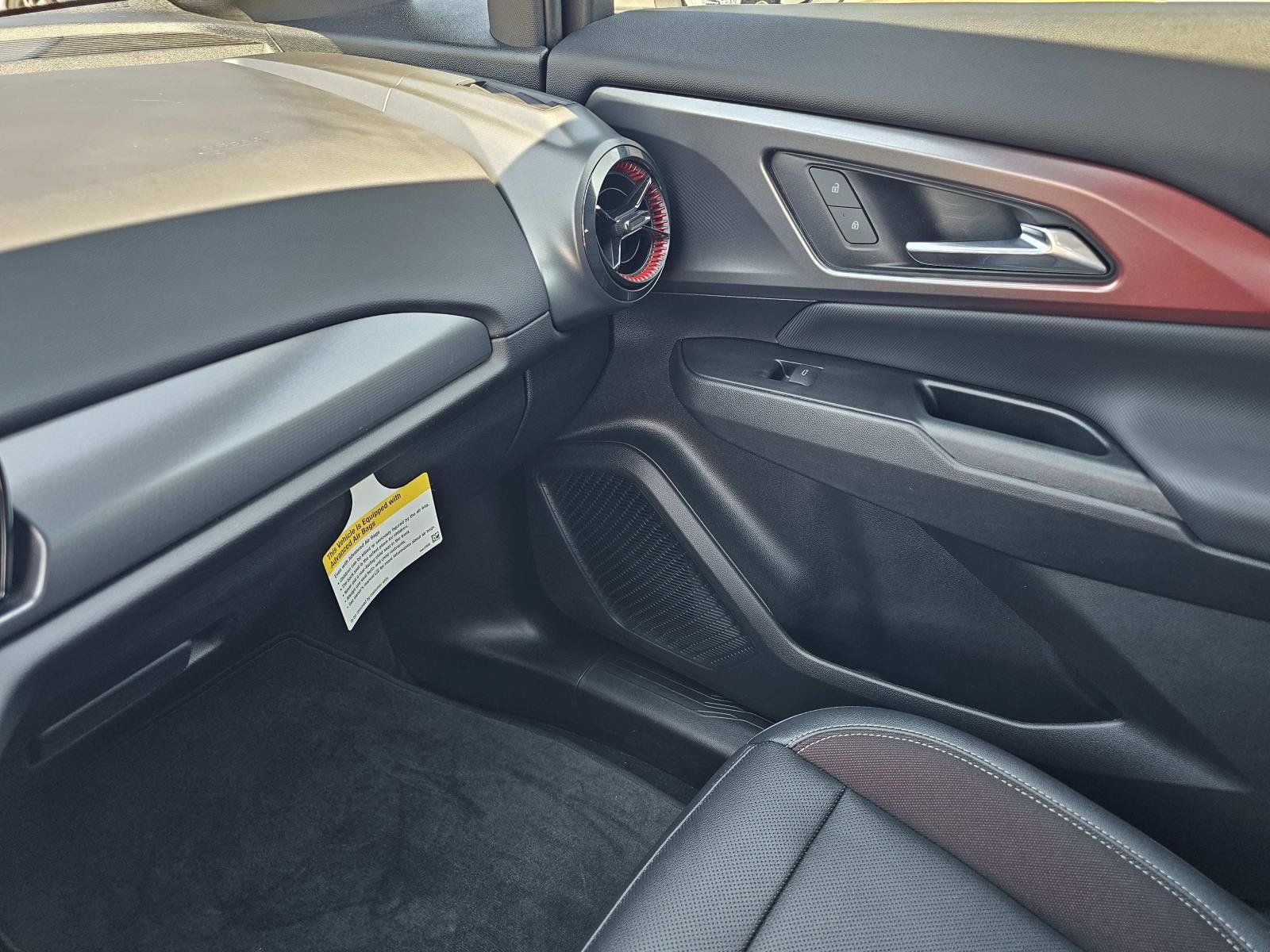 Used 2024 Chevrolet Equinox EV RS w/ Active Safety Package 3 FWD image 28