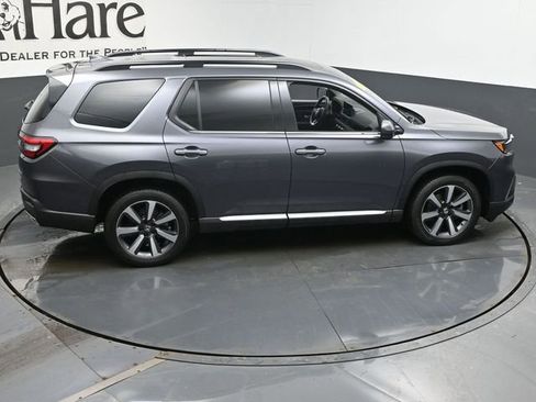 Used 2023 Honda Pilot Touring image 39