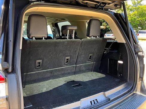 Used 2019 Ford Expedition Platinum AWD/4WD image 31