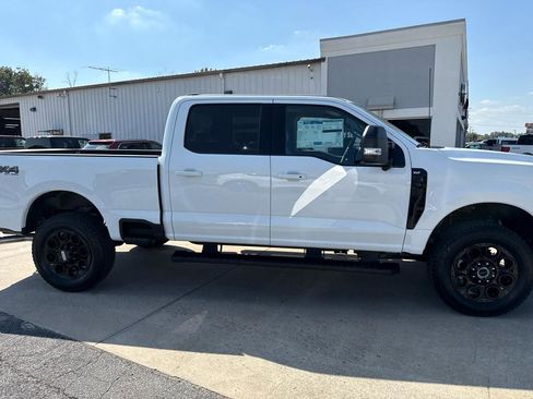 New 2026 Ford F250 XLT w/ XLT Premium Package AWD/4WD image 3