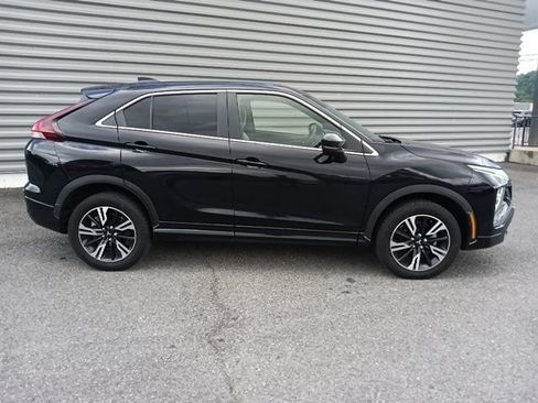 Used 2024 Mitsubishi Eclipse Cross SEL AWD/4WD image 2