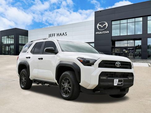 Used 2025 Toyota 4Runner SR5 image 4