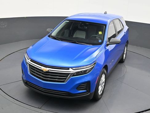 Used 2024 Chevrolet Equinox LS FWD image 20