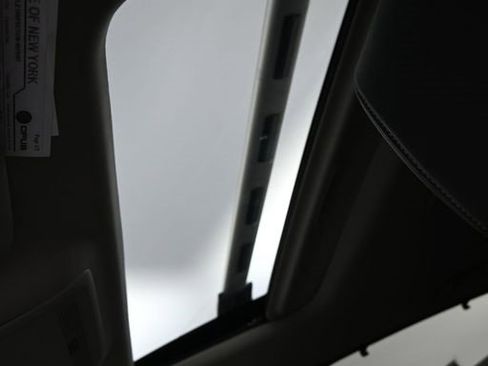 Used 2024 MAZDA CX-90 3.3 Turbo w/ Preferred Plus image 18