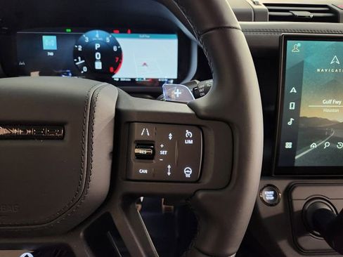 New 2026 Land Rover Defender 110 OCTA image 28