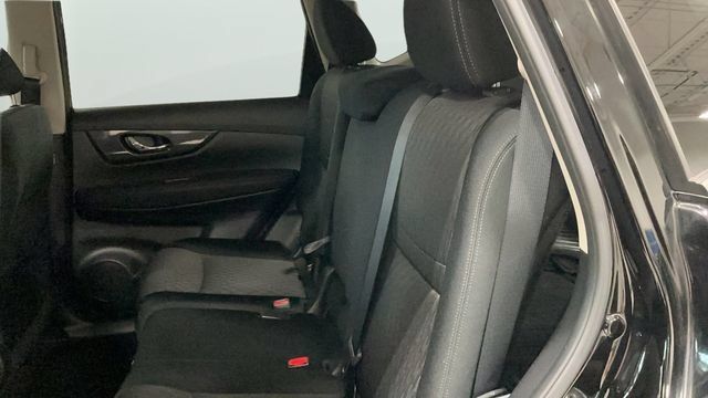 Used 2020 Nissan Rogue SV AWD/4WD image 17