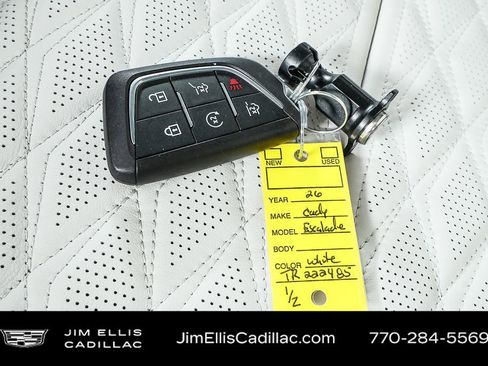 Certified 2026 Cadillac Escalade Platinum Sport w/ LPO, ONYX Package image 42