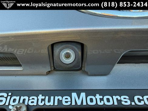 Used 2018 Toyota C-HR XLE image 9