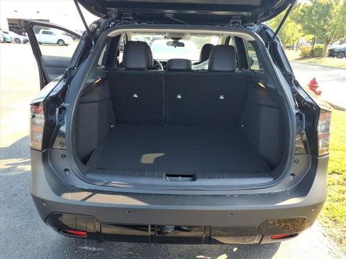 New 2026 Nissan Kicks SR w/ Cold Weather Package image 38