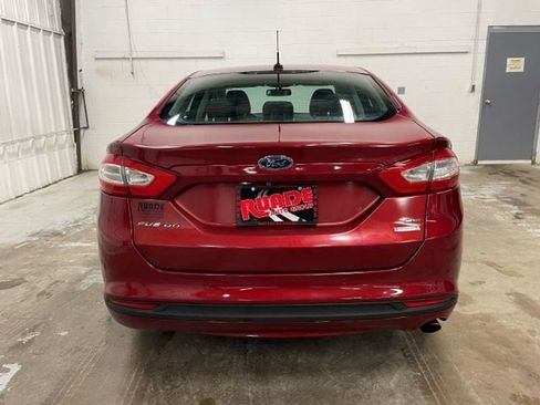 Used 2013 Ford Fusion SE image 18