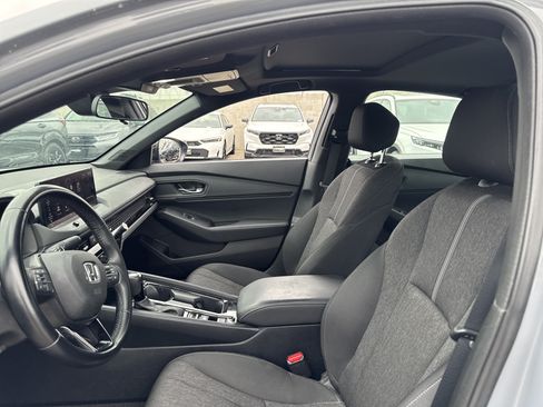 Used 2023 Honda Accord Sport image 10