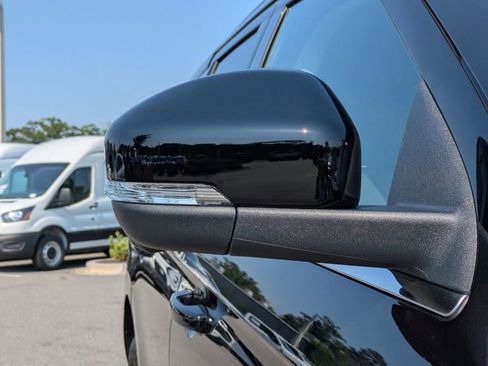 New 2026 Ford Expedition Active RWD image 11