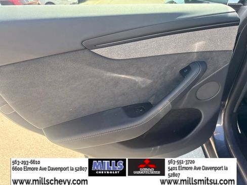 Used 2026 Tesla Model Y Long Range AWD/4WD image 19