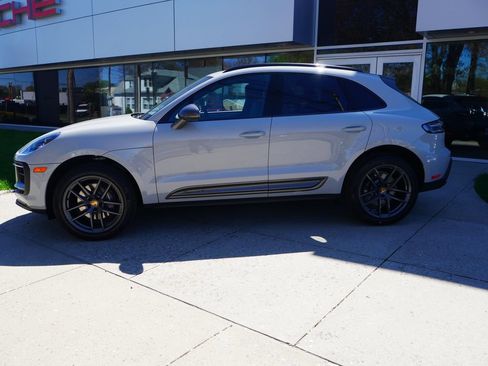 New 2026 Porsche Macan AWD/4WD image 2