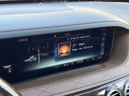 Used 2019 Mercedes-Benz S 560 4MATIC Sedan image 22