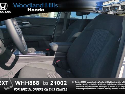 Used 2026 Kia Sportage LX image 18