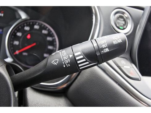 Used 2024 Chevrolet Blazer LT w/ Convenience Package FWD image 18