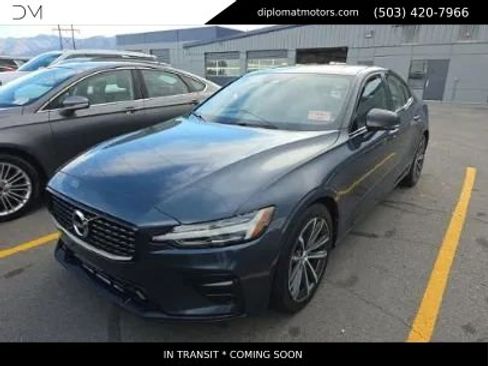 Used 2022 Volvo S60 B5 Momentum AWD/4WD image 1
