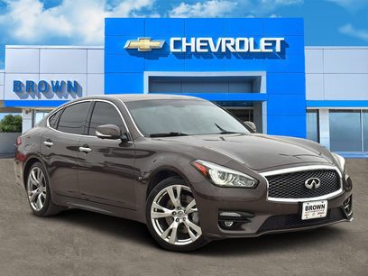 Used 2019 INFINITI Q70 Luxe w/ Sport Package