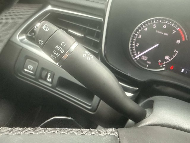 Certified 2023 Cadillac XT5 Premium Luxury AWD/4WD image 72