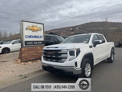 Used 2023 GMC Sierra 1500 SLE image 1