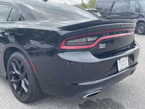 Used 2022 Dodge Charger R/T w/ Plus Group RWD image 12