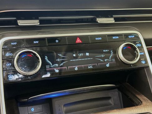 Used 2024 Genesis GV80 2.5T image 24