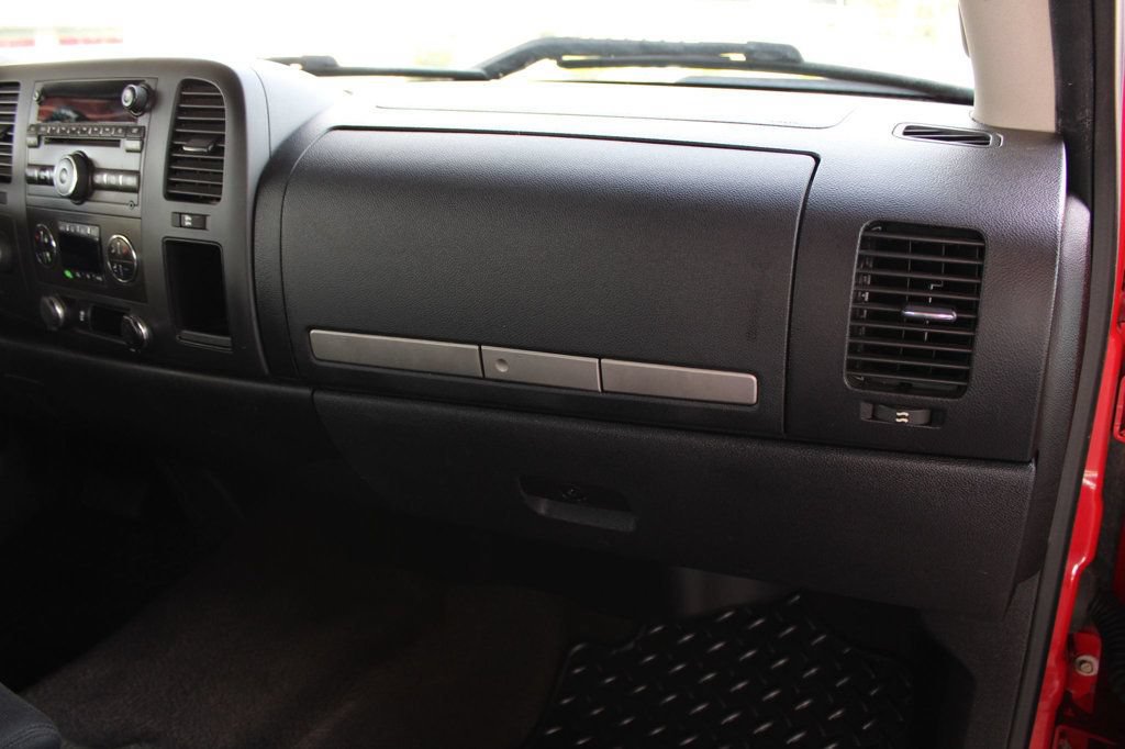 Used 2013 Chevrolet Silverado 1500 LT w/ All-Star Edition AWD/4WD image 15