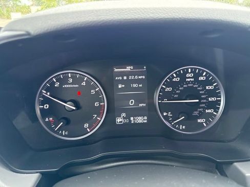 Used 2024 Subaru Crosstrek 2.5i Limited AWD/4WD image 21
