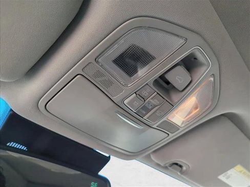 Used 2017 Hyundai Santa Fe Limited image 14