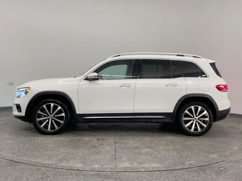 Used 2020 Mercedes-Benz GLB 250 image 2