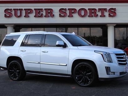 Used 2016 Cadillac Escalade Luxury