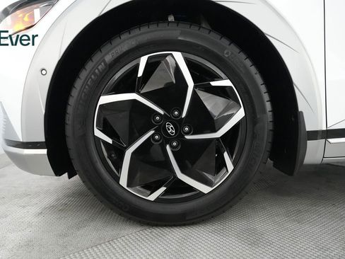 Used 2024 Hyundai Ioniq 5 Limited RWD image 19