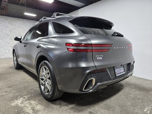 Used 2023 Genesis GV70 2.5T w/ Advanced Package image 42