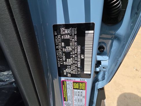 New 2027 Kia Seltos S FWD image 32