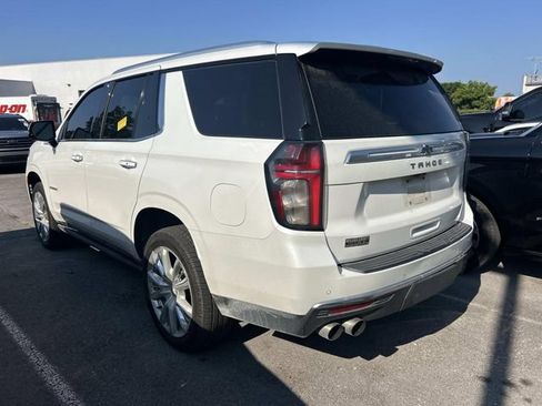 Used 2021 Chevrolet Tahoe High Country w/ Premium Package AWD/4WD image 8