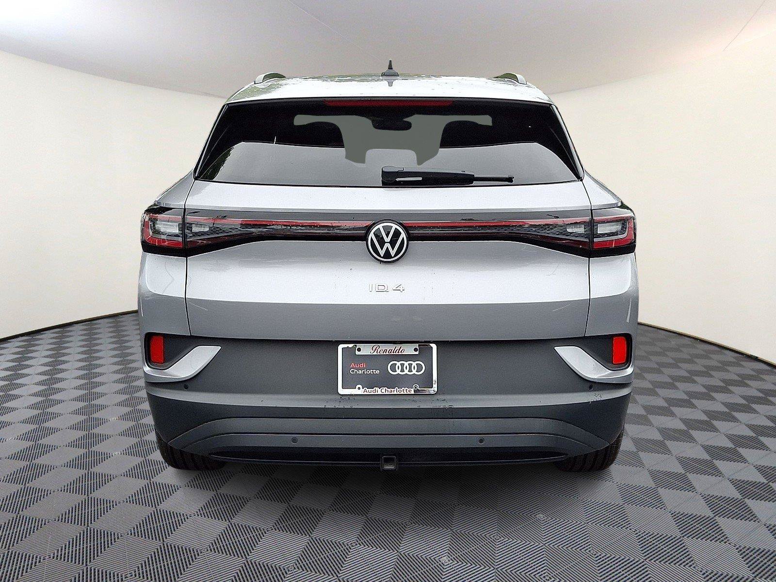 Used 2023 Volkswagen ID.4 Pro S AWD/4WD image 5
