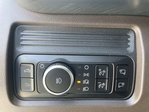 New 2025 Ford F350 King Ranch w/ Chrome Package image 17