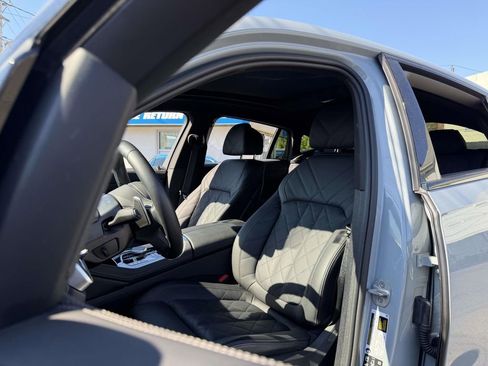 Used 2026 BMW X6 xDrive40i w/ Climate Comfort Package AWD/4WD image 21