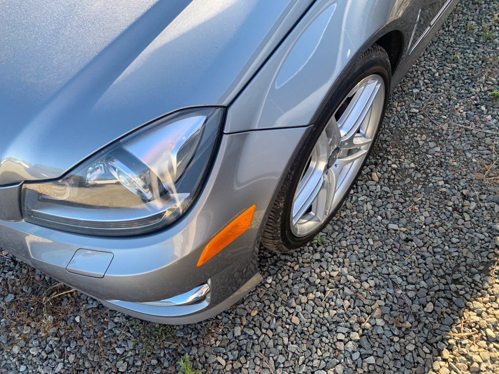 Used 2012 Mercedes-Benz C 250 Sedan image 2