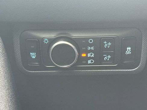 Used 2024 Ford Mustang Mach-E Premium image 38