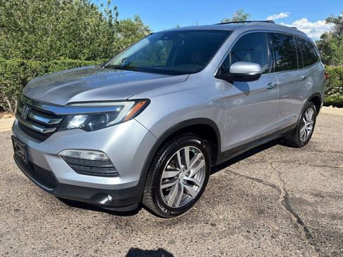 Used 2016 Honda Pilot Touring image 5