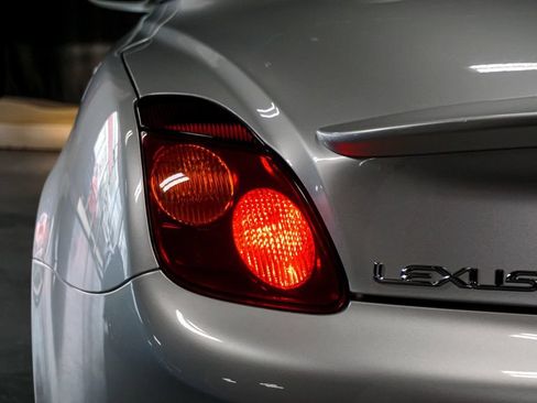 Used 2004 Lexus SC 430 Convertible RWD image 84