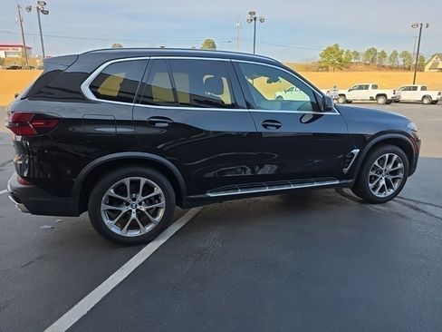 Used 2025 BMW X5 sDrive40i image 6