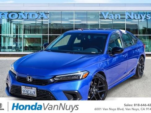Used 2023 Honda Civic Sport image 1